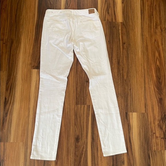 White American Eagle Jeans Size 2 - Picture 2 of 2
